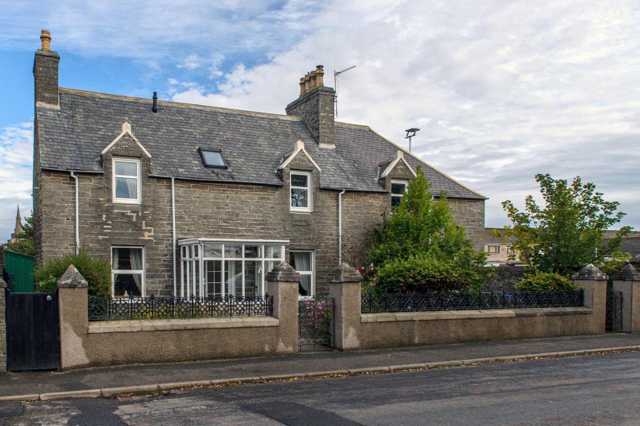 Вилла Charming Townhouse On North Coast 500 Route, Wick Уик Экстерьер фото